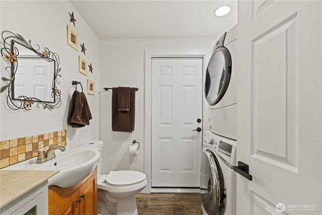 428 W Davies Loop, Lake Stevens, WA 98258