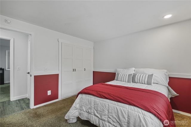 428 W Davies Loop, Lake Stevens, WA 98258
