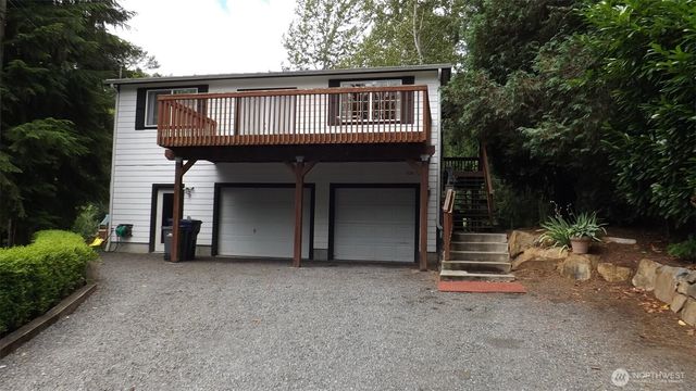 428 W Davies Loop, Lake Stevens, WA 98258