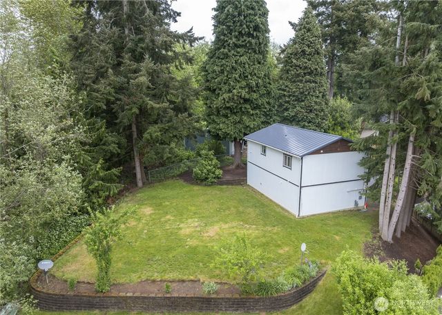 428 W Davies Loop, Lake Stevens, WA 98258