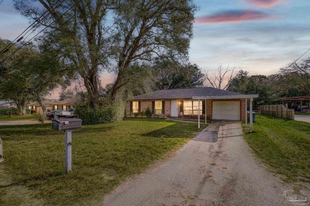 8020 Lawton St, Pensacola, FL 32514