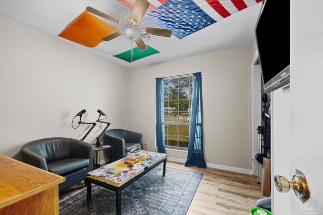 8020 Lawton St, Pensacola, FL 32514