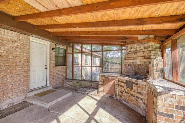 8020 Lawton St, Pensacola, FL 32514