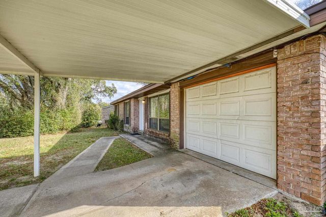 8020 Lawton St, Pensacola, FL 32514