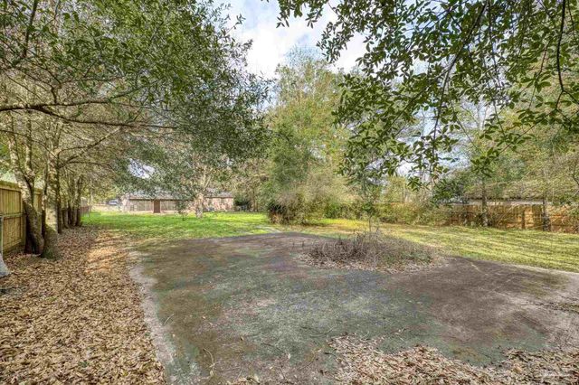 8020 Lawton St, Pensacola, FL 32514