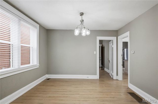 1173 Moorlands Drive, Richmond Heights, MO 63117