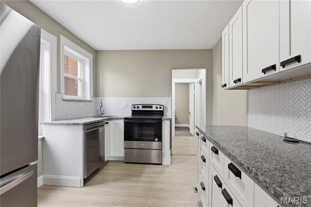 1173 Moorlands Drive, Richmond Heights, MO 63117