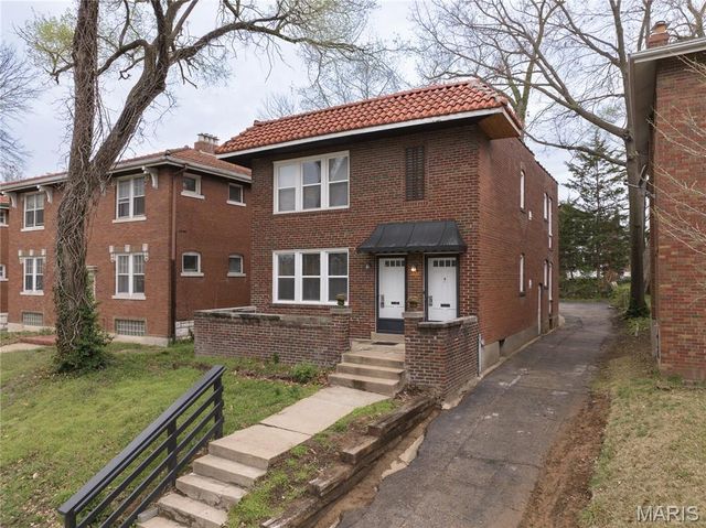 1173 Moorlands Drive, Richmond Heights, MO 63117