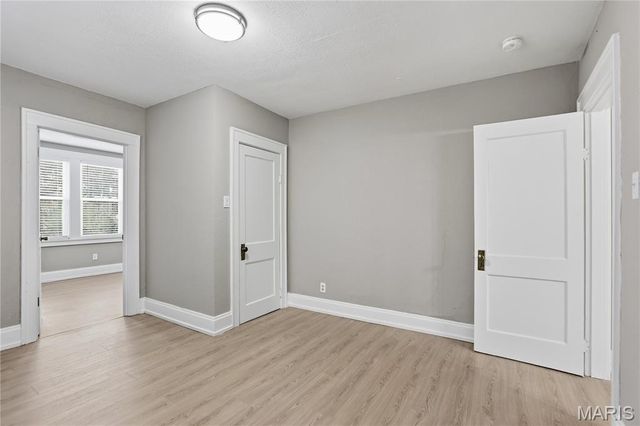 1173 Moorlands Drive, Richmond Heights, MO 63117