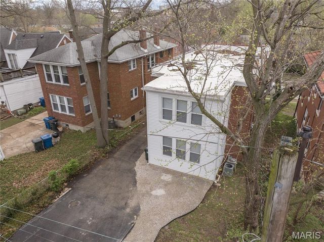 1173 Moorlands Drive, Richmond Heights, MO 63117