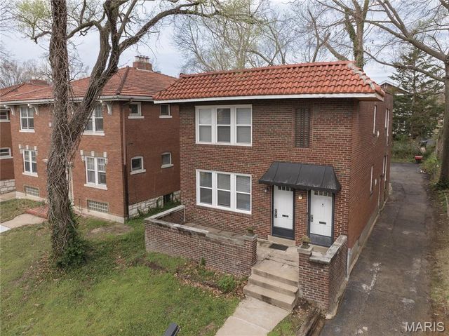 1173 Moorlands Drive, Richmond Heights, MO 63117