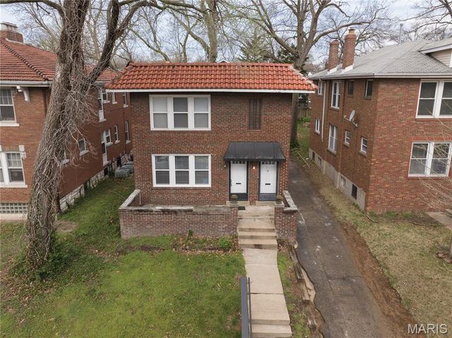 1173 Moorlands Drive, Richmond Heights, MO 63117