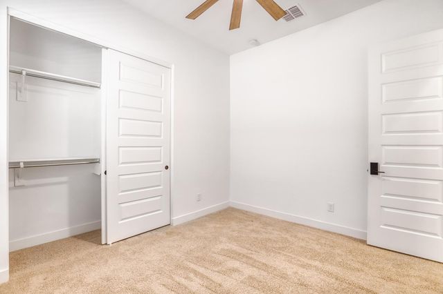 8723 W Vista Avenue, Glendale, AZ 85305