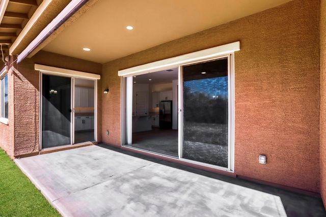 8723 W Vista Avenue, Glendale, AZ 85305