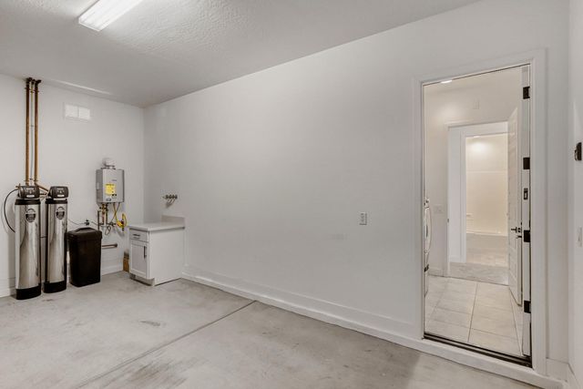 8723 W Vista Avenue, Glendale, AZ 85305