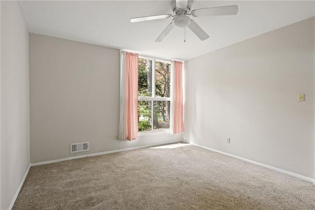 705 Edgewater Trail NW, Sandy Springs, GA 30328