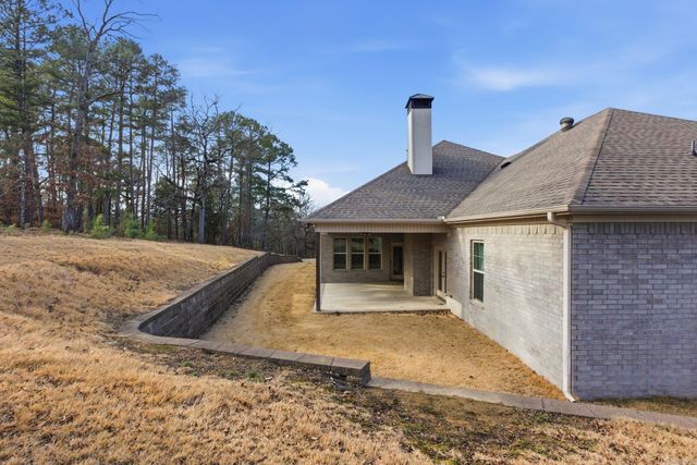 96 Ranch Ridge Road, Little Rock, AR 72223