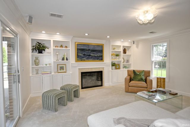 2300 E Mulberry Street, Evansville, IN 47714