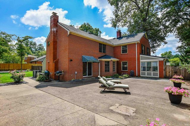 2300 E Mulberry Street, Evansville, IN 47714