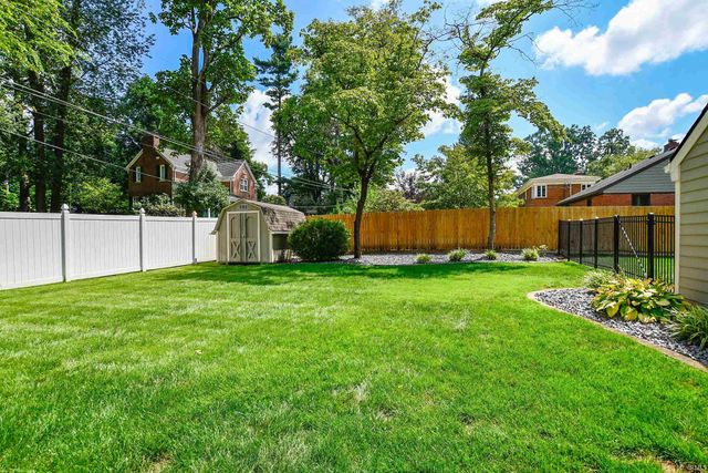 2300 E Mulberry Street, Evansville, IN 47714