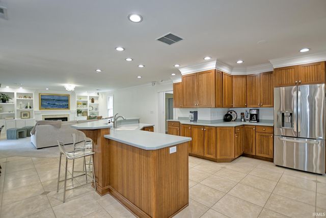 2300 E Mulberry Street, Evansville, IN 47714