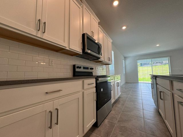 2041 AXEL STREET, Minneola, FL 34715