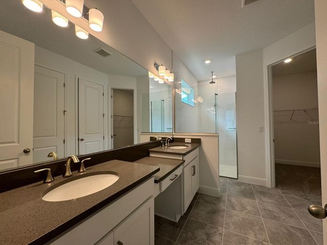 2041 AXEL STREET, Minneola, FL 34715