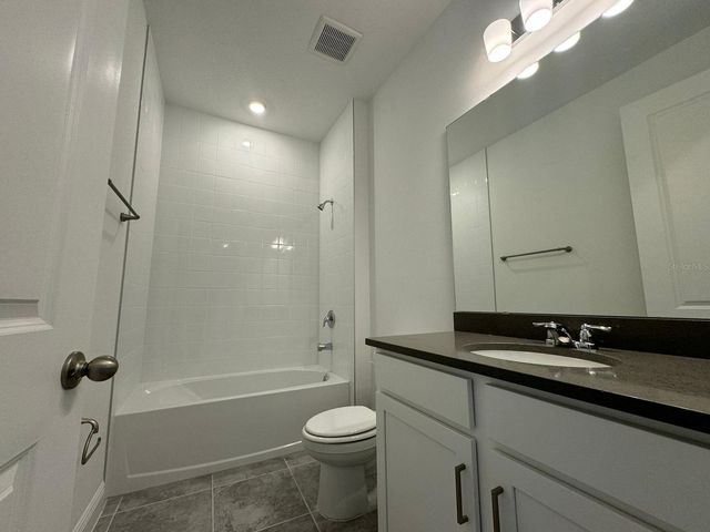 2041 AXEL STREET, Minneola, FL 34715