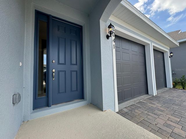 2041 AXEL STREET, Minneola, FL 34715