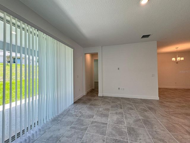 2041 AXEL STREET, Minneola, FL 34715