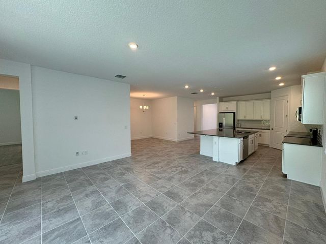 2041 AXEL STREET, Minneola, FL 34715