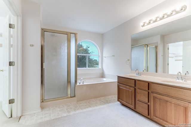 9607 Wasp Crk, Helotes, TX 78023