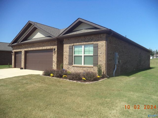 319 Jackson Point Circle, Huntsville, AL 35811