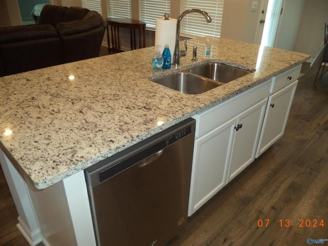 319 Jackson Point Circle, Huntsville, AL 35811