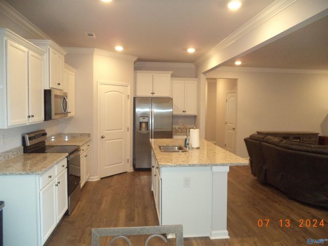 319 Jackson Point Circle, Huntsville, AL 35811