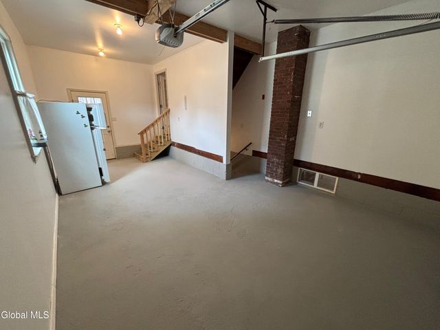 3067 Sunset Lane, Guilderland, NY 12303