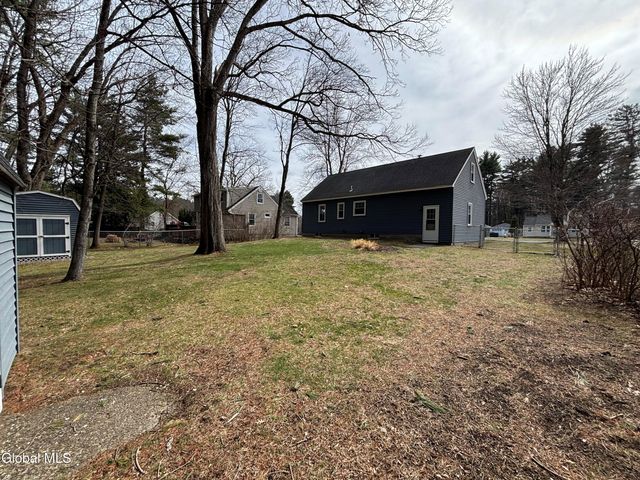 3067 Sunset Lane, Guilderland, NY 12303