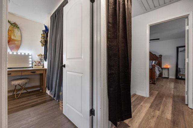 1936 Middelburg Ct, Modesto, CA 95356