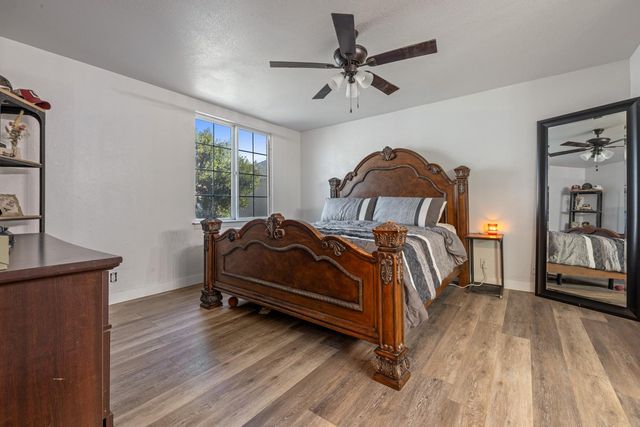 1936 Middelburg Ct, Modesto, CA 95356