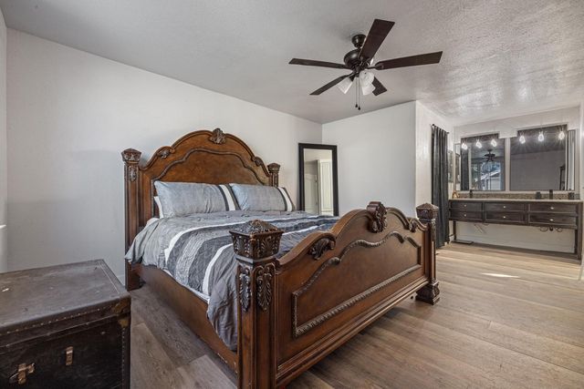 1936 Middelburg Ct, Modesto, CA 95356