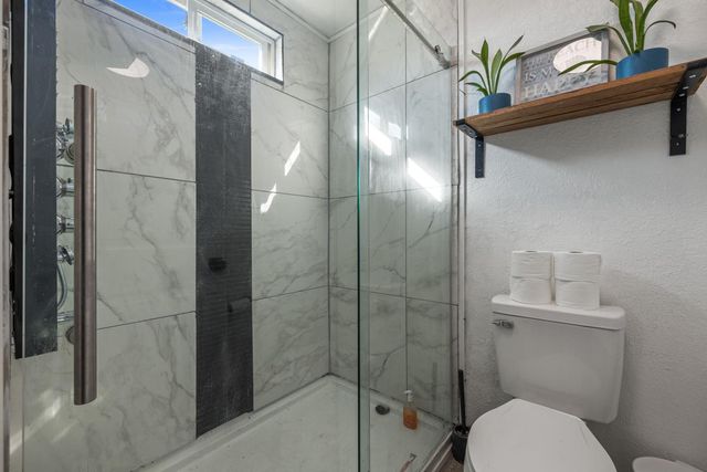 1936 Middelburg Ct, Modesto, CA 95356