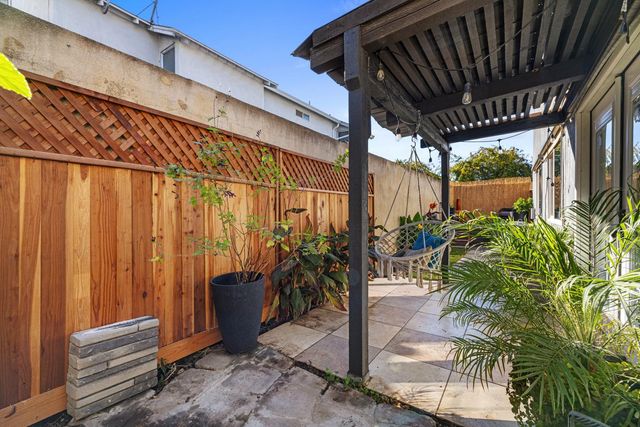 1936 Middelburg Ct, Modesto, CA 95356