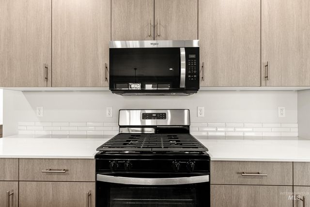 5316 S Danforth Ave, Nampa, ID 83686