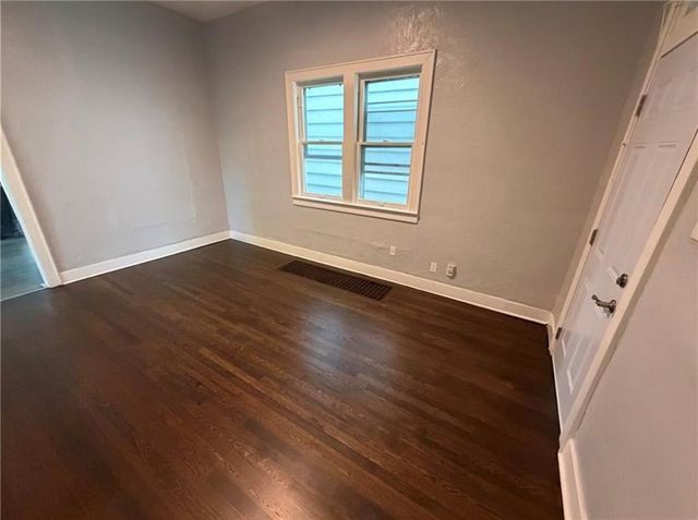 518 Barnett Avenue, Kansas City, KS 66101