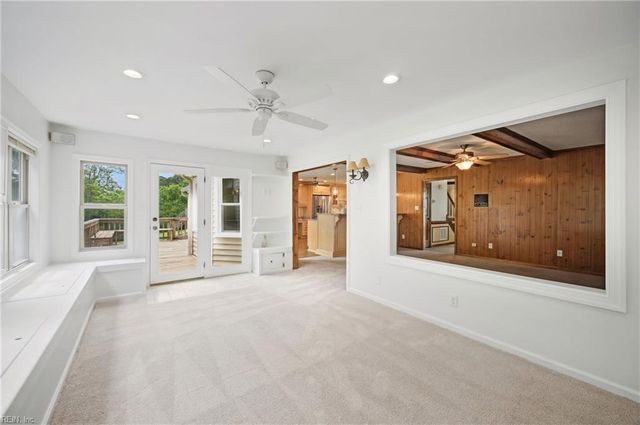 4 Sol Thorpe LN, Chesapeake, VA 23325