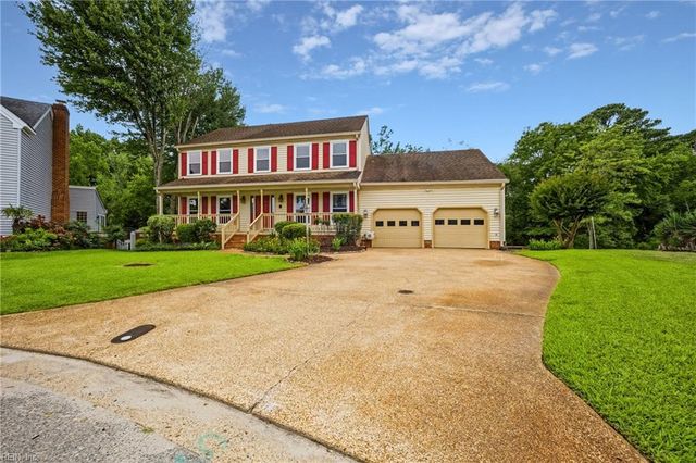 4 Sol Thorpe LN, Chesapeake, VA 23325