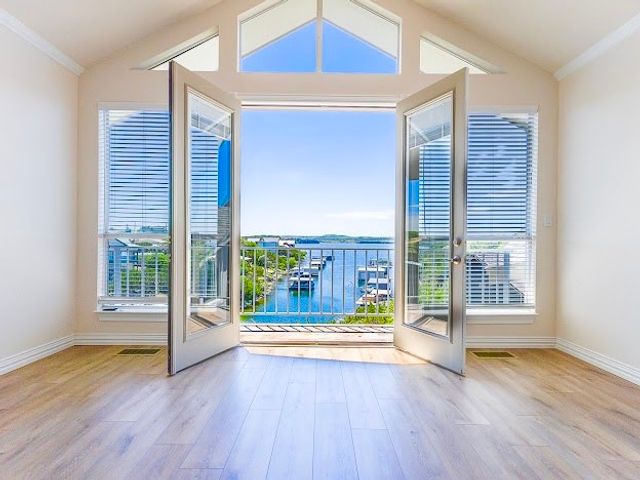 1003 Oak Hill Lane, Possum Kingdom Lake, TX 76449