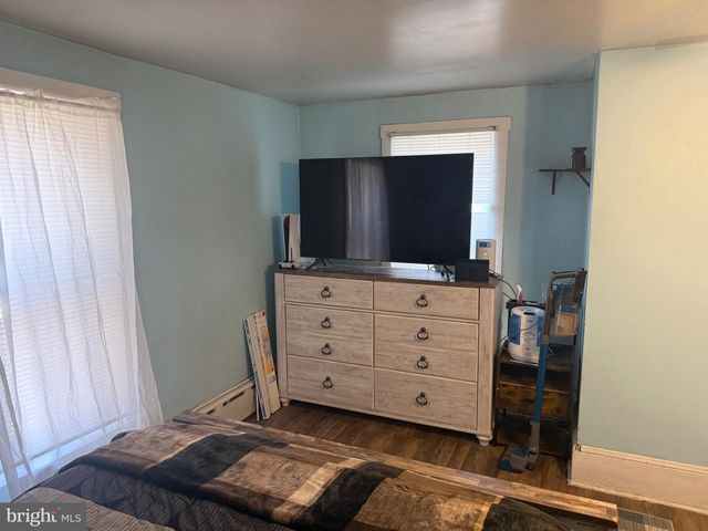 202 S LOGAN BLVD, Burnham, PA 17009