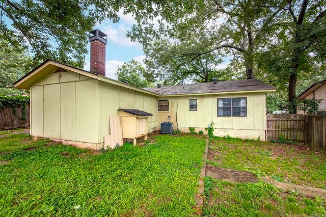 8713 Merrymen Road, Sherwood, AR 72120