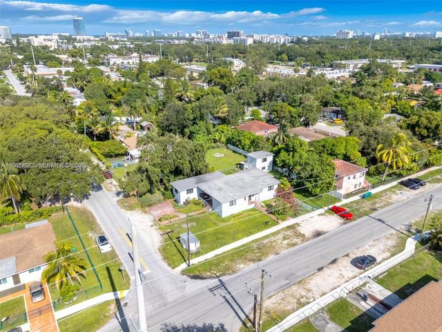 1400 NE 148th St, Miami, FL 33161